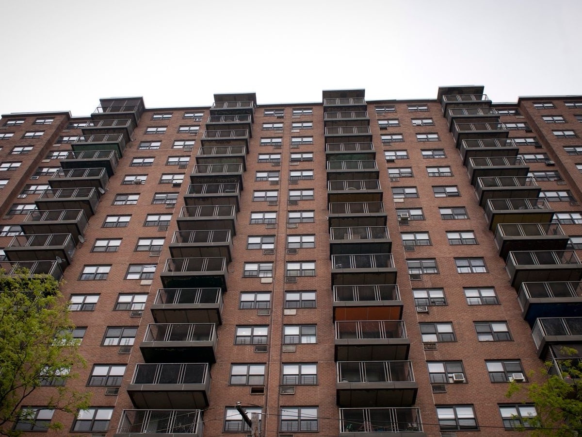 Bronx ‘Model’ Building Exposes Early Cracks in Mayor Mamdani’s Housing&nbsp;Agenda